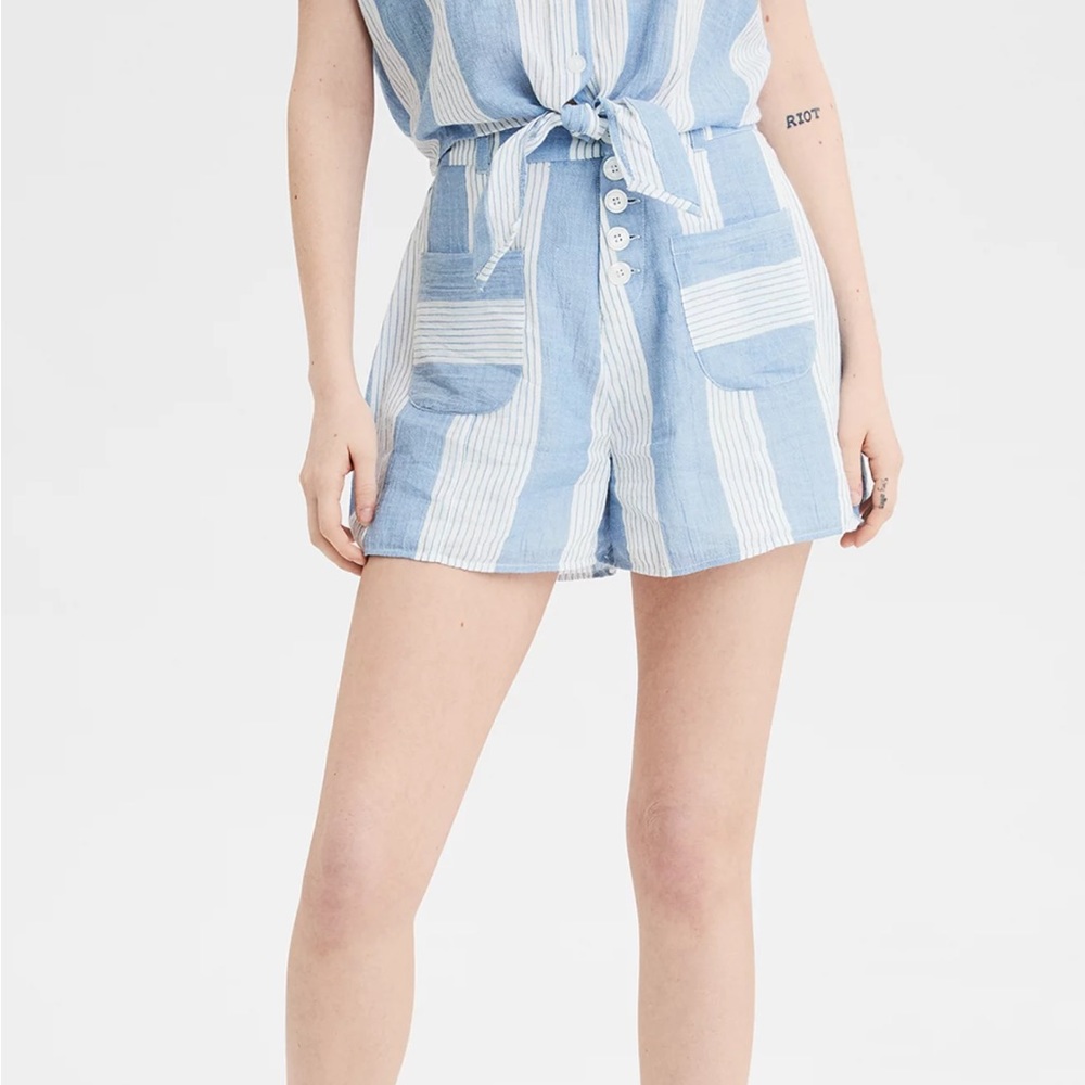 American Eagle striped shorts - M